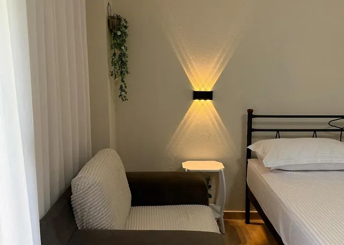 Ruben In Apartament *